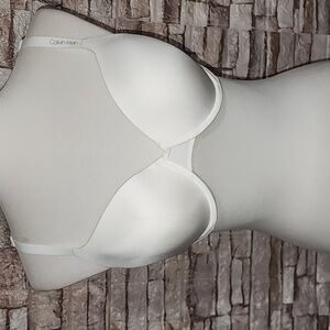 Calvin Klein White Smooth Microfiber Pure Stretch Bra Brand New